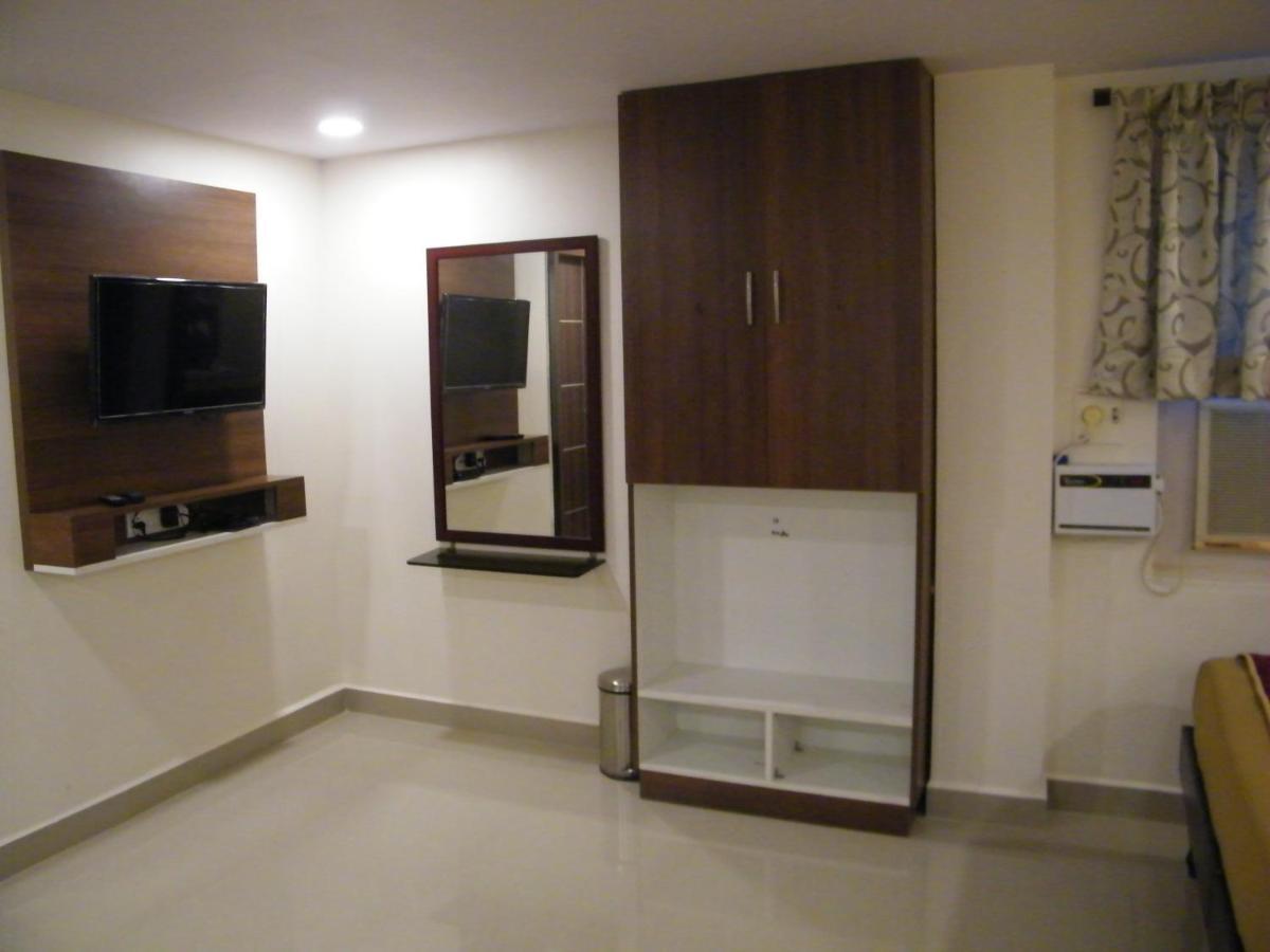 The White House Residency Hotel Chennai Exterior foto