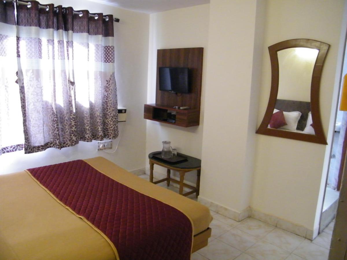 The White House Residency Hotel Chennai Exterior foto