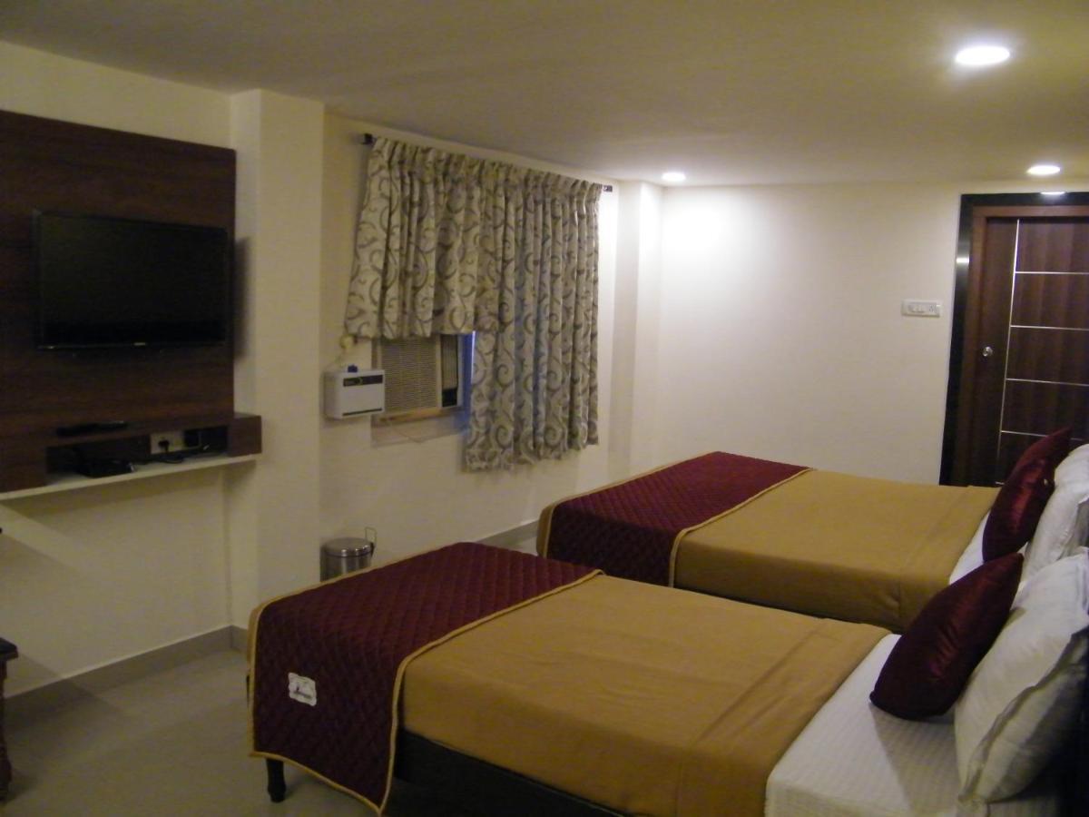 The White House Residency Hotel Chennai Exterior foto